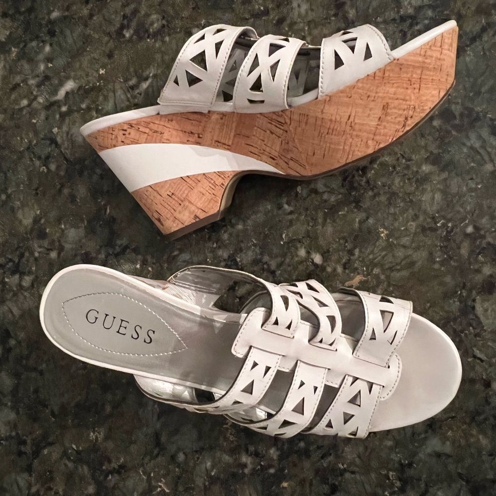 SOLD - Guess Women’s Mules.  White, size 7.5 - Picture 3 of 5
